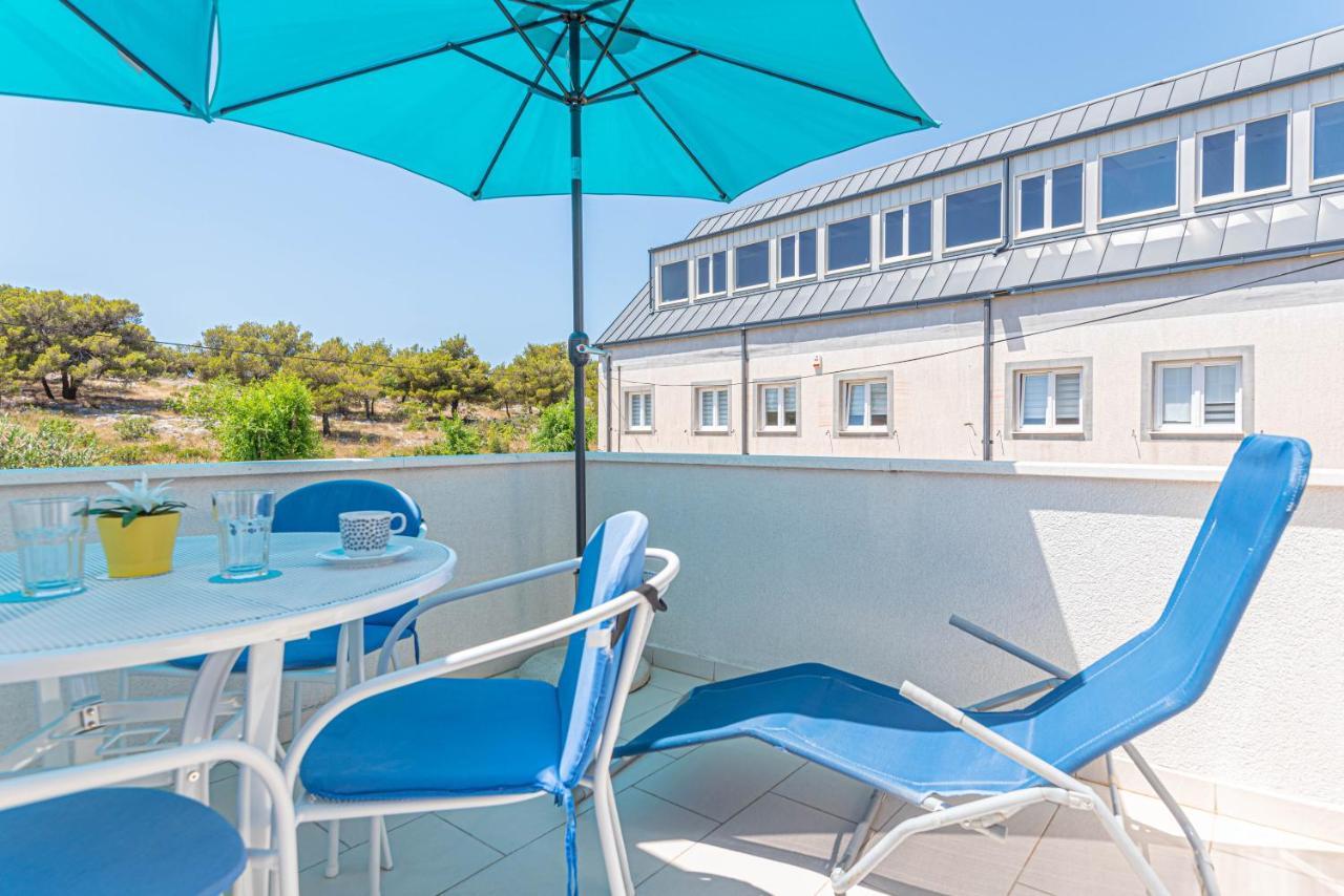 Apartments Villa Tribunj Tribalj Eksteriør bilde