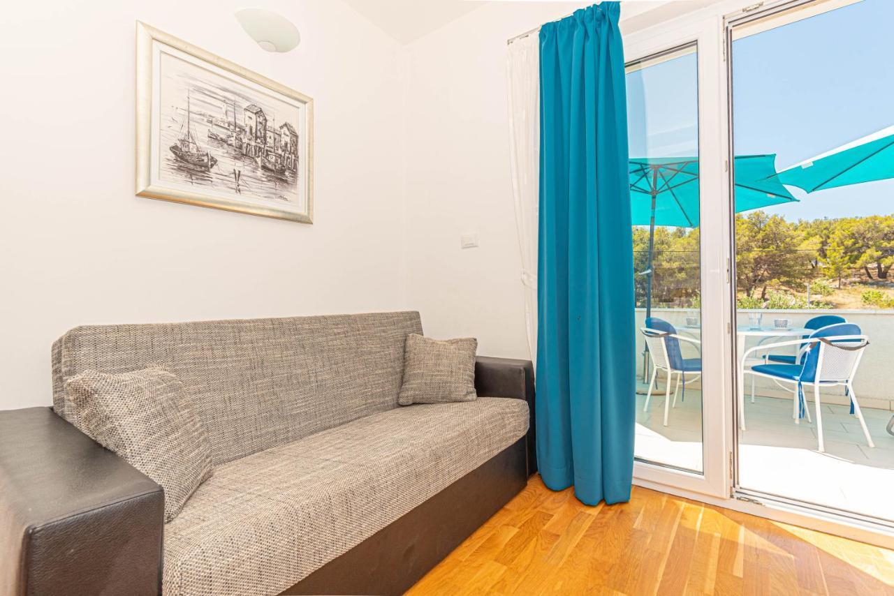 Apartments Villa Tribunj Tribalj Eksteriør bilde
