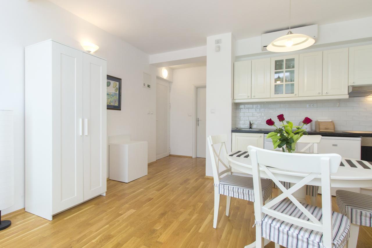 Apartments Villa Tribunj Tribalj Eksteriør bilde