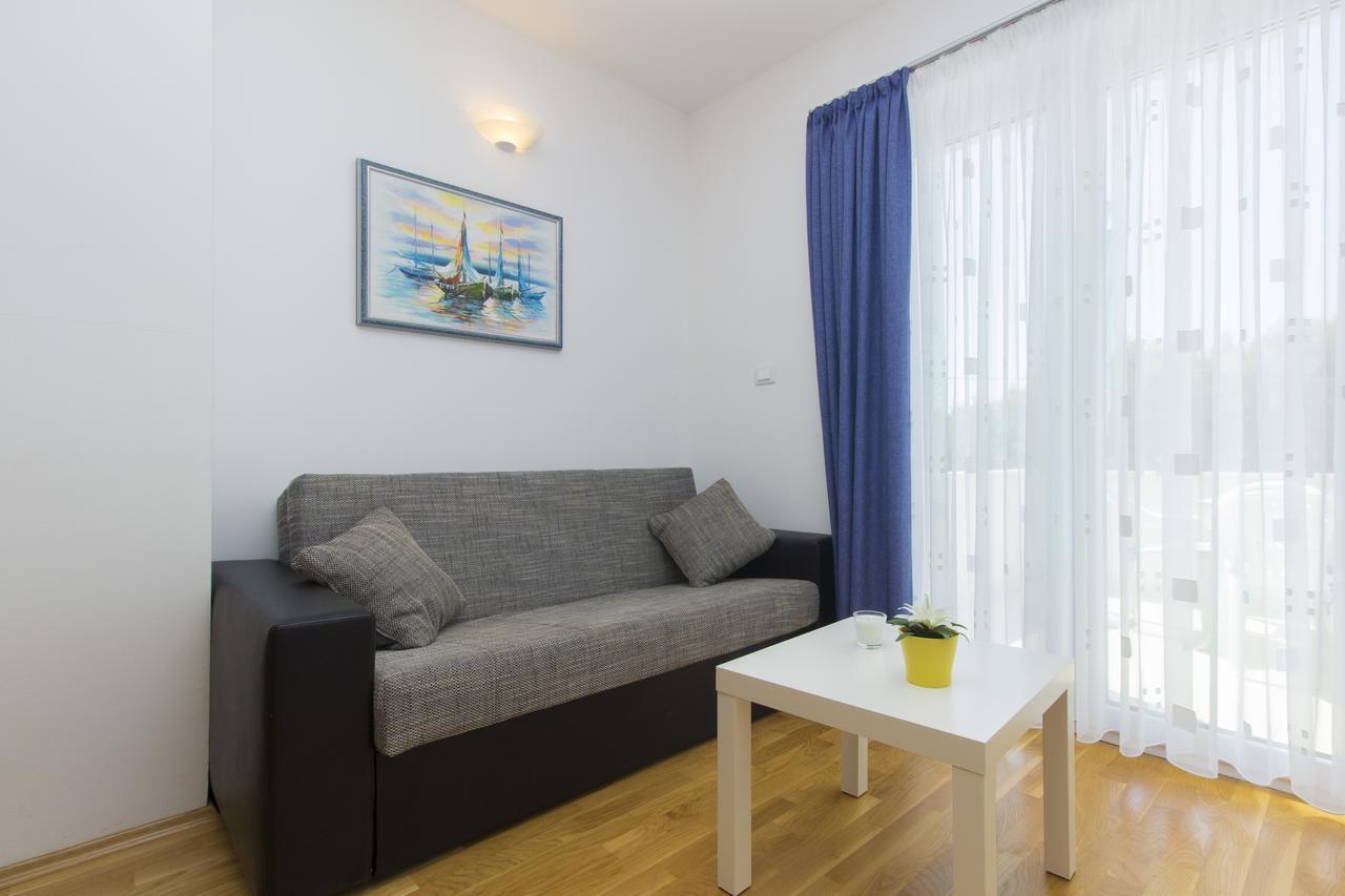 Apartments Villa Tribunj Tribalj Eksteriør bilde